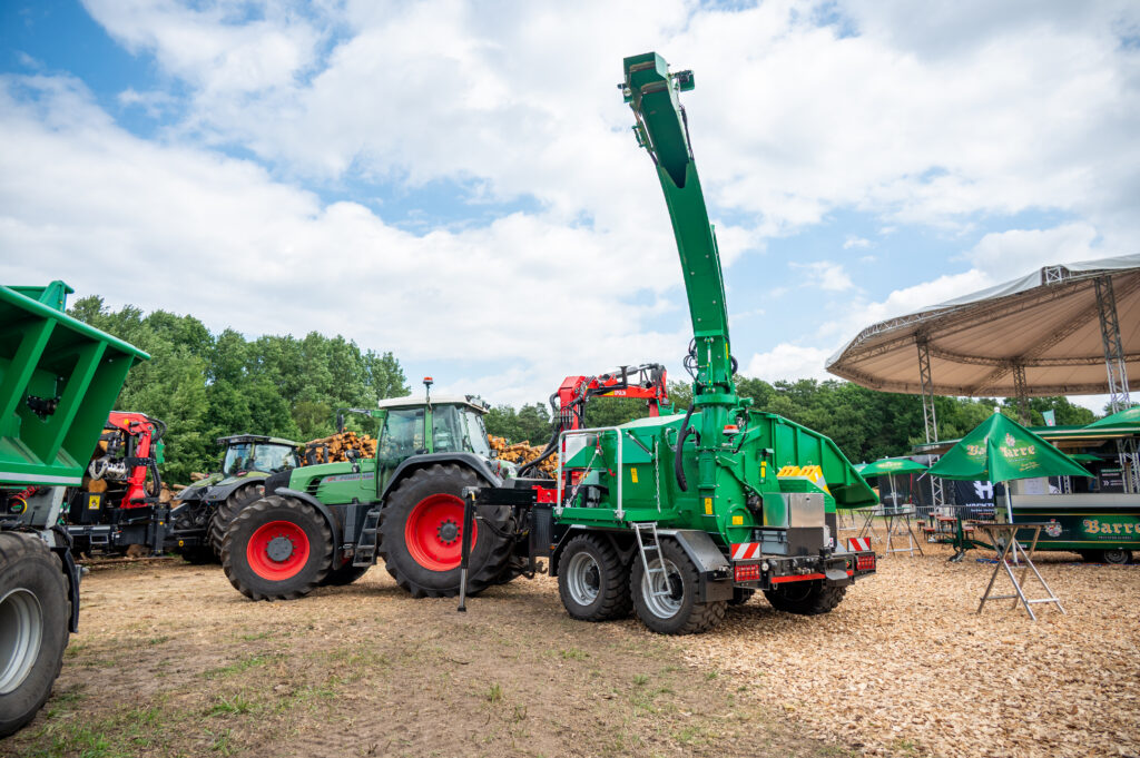 JENZ 5400 Z chipper